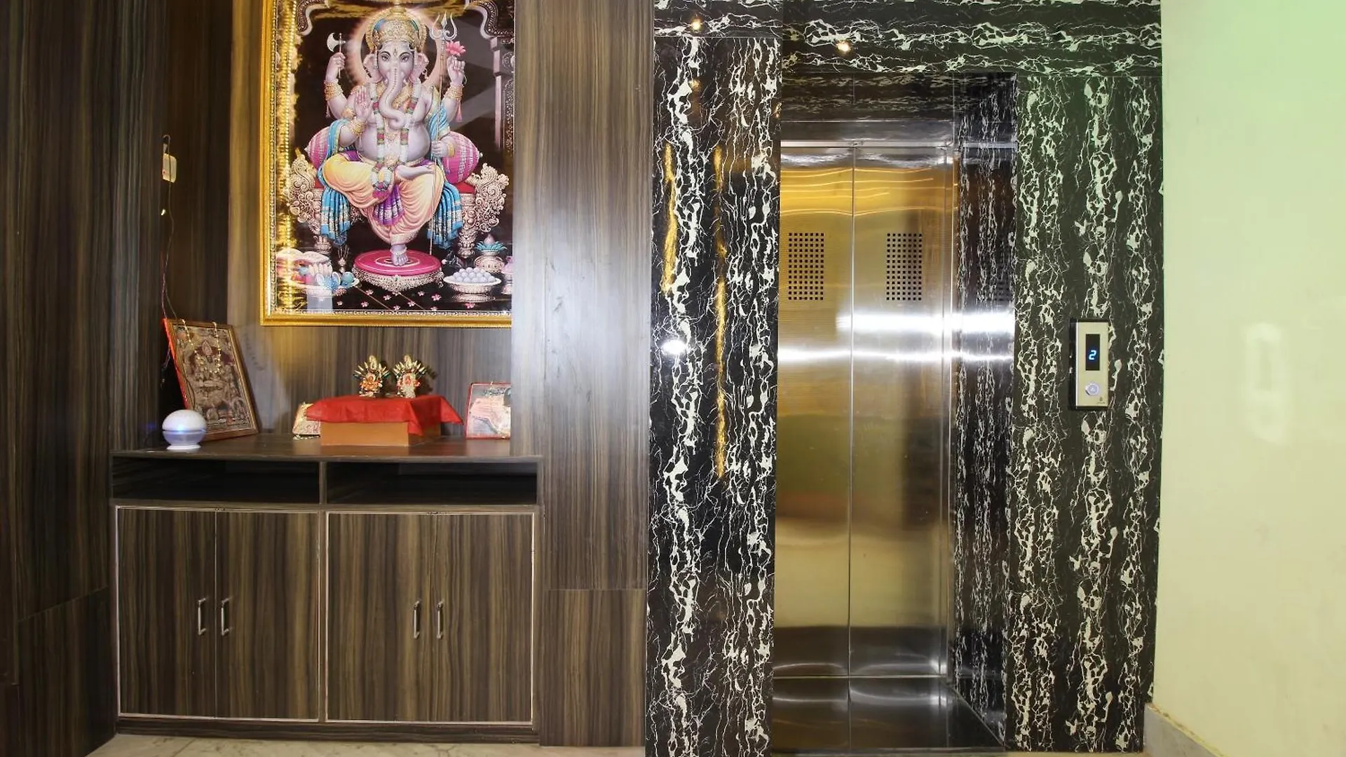 Hotel O Blue Diamond Варанаси Индия