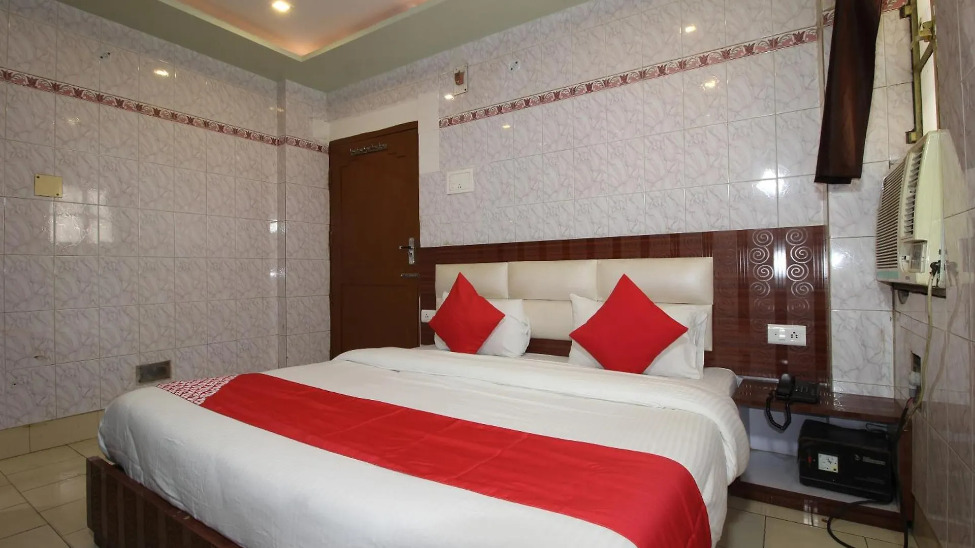 Hotel O Blue Diamond Варанаси