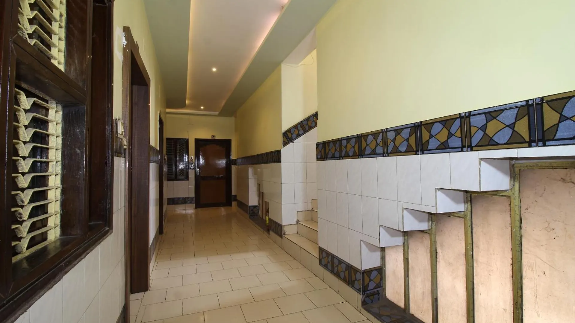 Hotel O Blue Diamond Varanasi India